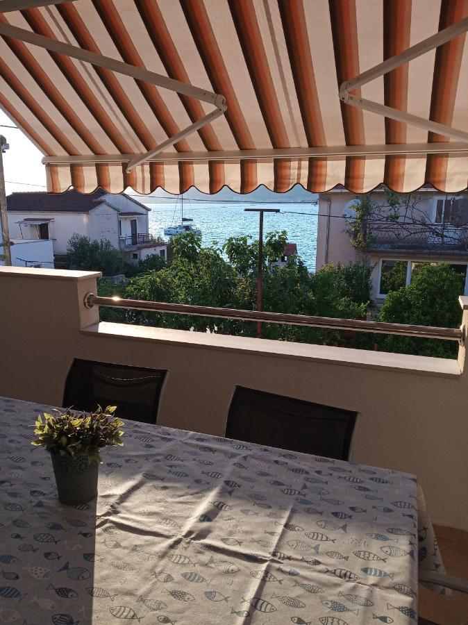 Apartman Mijic โตรกีร์ ภายนอก รูปภาพ
