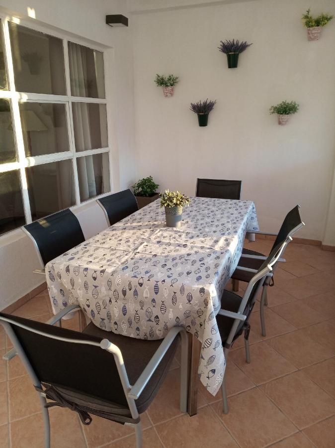 Apartman Mijic โตรกีร์ ภายนอก รูปภาพ